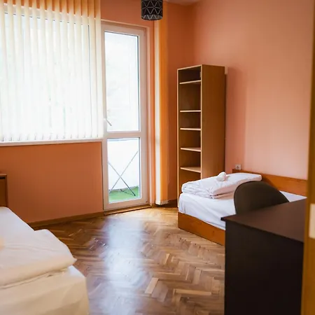 2br Dobrevi فارنا