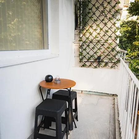 2br Dobrevi * فارنا