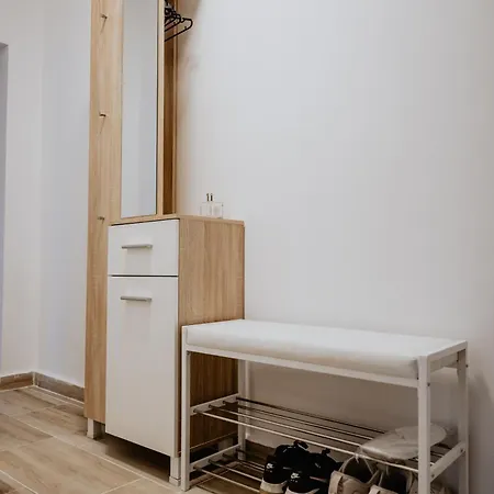 2br Dobrevi شقة فارنا